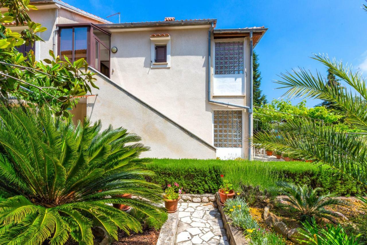 Apartmani Gordana Mali Losinj Luaran gambar