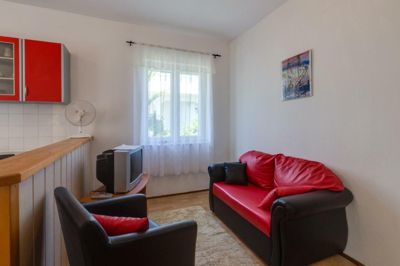 Apartmani Gordana Mali Losinj Luaran gambar